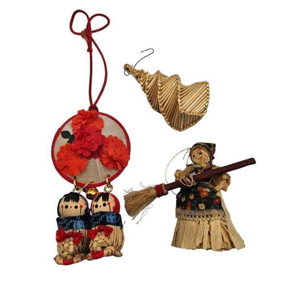 Set of 3 Vintage MCM Christmas Tree Ornaments Asian Inspired - Picture 1 of 4